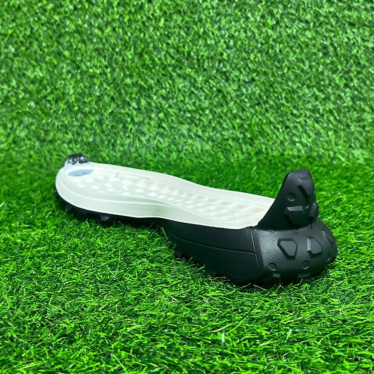 Black White Two-Tone Laminated Non-Slip Abrasion-Resistant IP Sole Highly Elastic Lightweight Easy to Clean Outdoor Activities