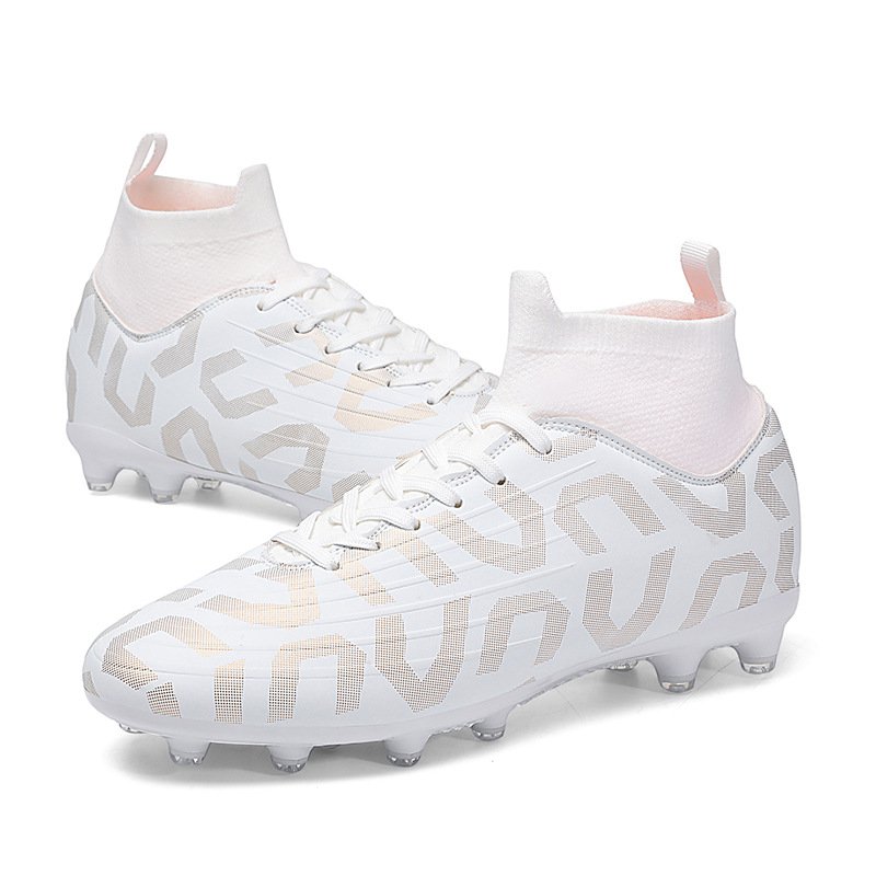 2024 New fashionable soccer shoes High quality football shoes football turf shoes