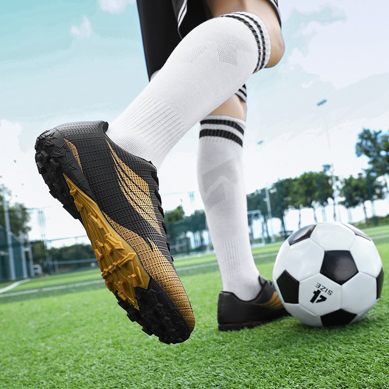 Women Short Nail Soccer Sport Shoes 31-45 Comfortable Football Training Competition Sneakers