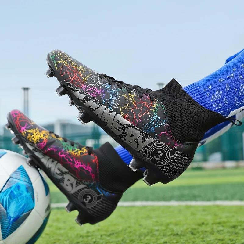 New Football Boots For Man, High Top FG/TF Soccer Shoes High Quality Kids Anti-Slip Grass Training Soccer Cleats Wide Size 31-48