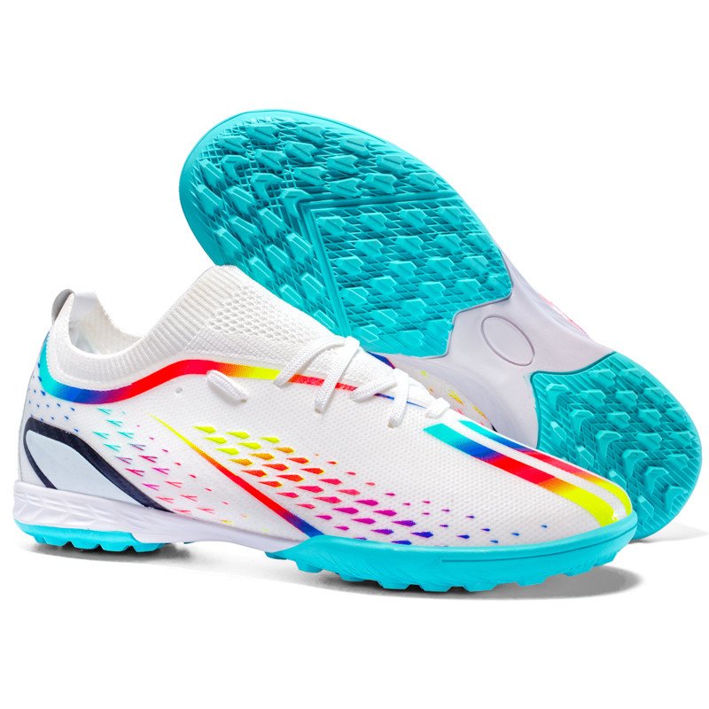 Wholesale Authentic New Breathable Football Shoes Training Shoes Men's Football Shoes