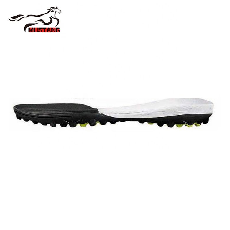 HNFC-036 Wear-resistant rubber new styles casual sneakers football recycled rubber soccer shoe sole for men
