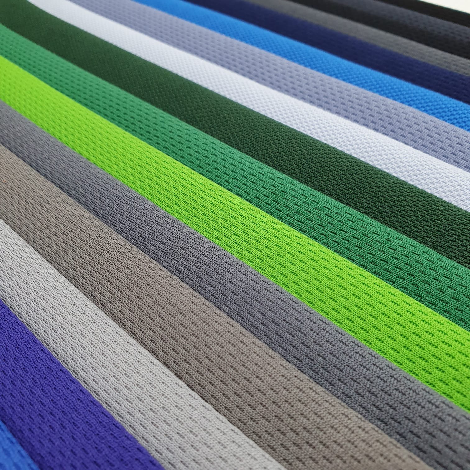 Soccer Uniform Stretched Fabric %100 Best Colors Bird Eye Quick Drying For Clothing Sports Wear Eyelet Knitted Quality Polyester