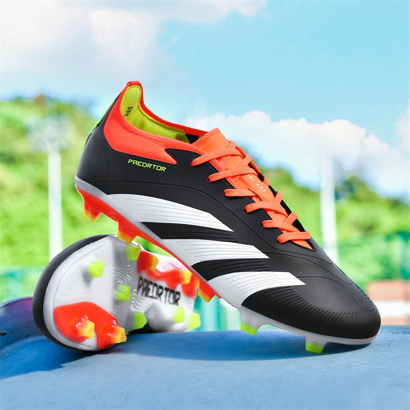 High Quality Men's Professional PU Outsole Football BootsFootball shoes Customizable Olive Baseball Shoes for All Seasons