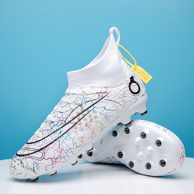 Customized Breathable Training Shoes Slip-On Soccer Shoes Football Boots Outdoor Sports Training Boots