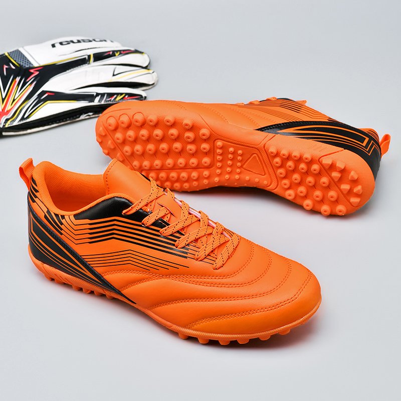 Experience performance with our ultra-lightweight Men's Pro Soccer Sneakers, tailored specifically for soccer professionals