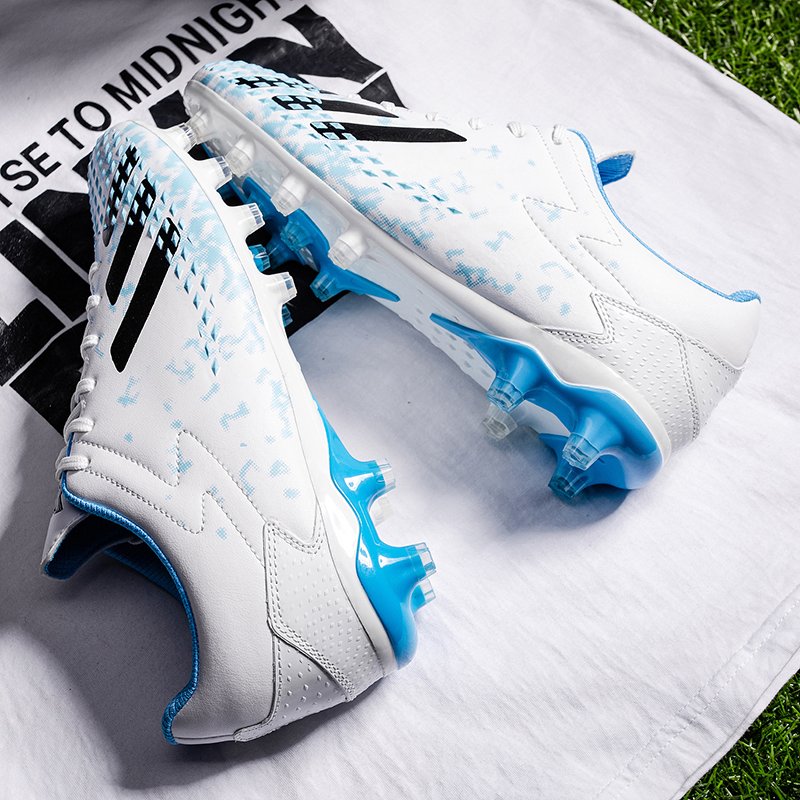 Biyate Shoes New Arrival Gamonge Soccer Shoes Non Slip Wear Resistant Comfortable Football Shoes For Men