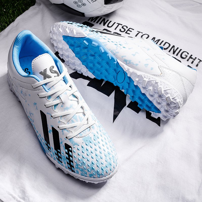 Biyate Shoes New Arrival Gamonge Soccer Shoes Non Slip Wear Resistant Comfortable Football Shoes For Men