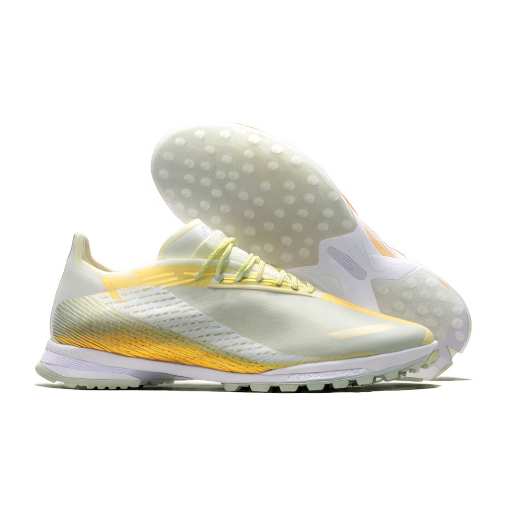 2024 New China Manufacturer's Phantom Soccer Boots Sport Style with PU Insole Famous Brands Designer Shoes at Best Price