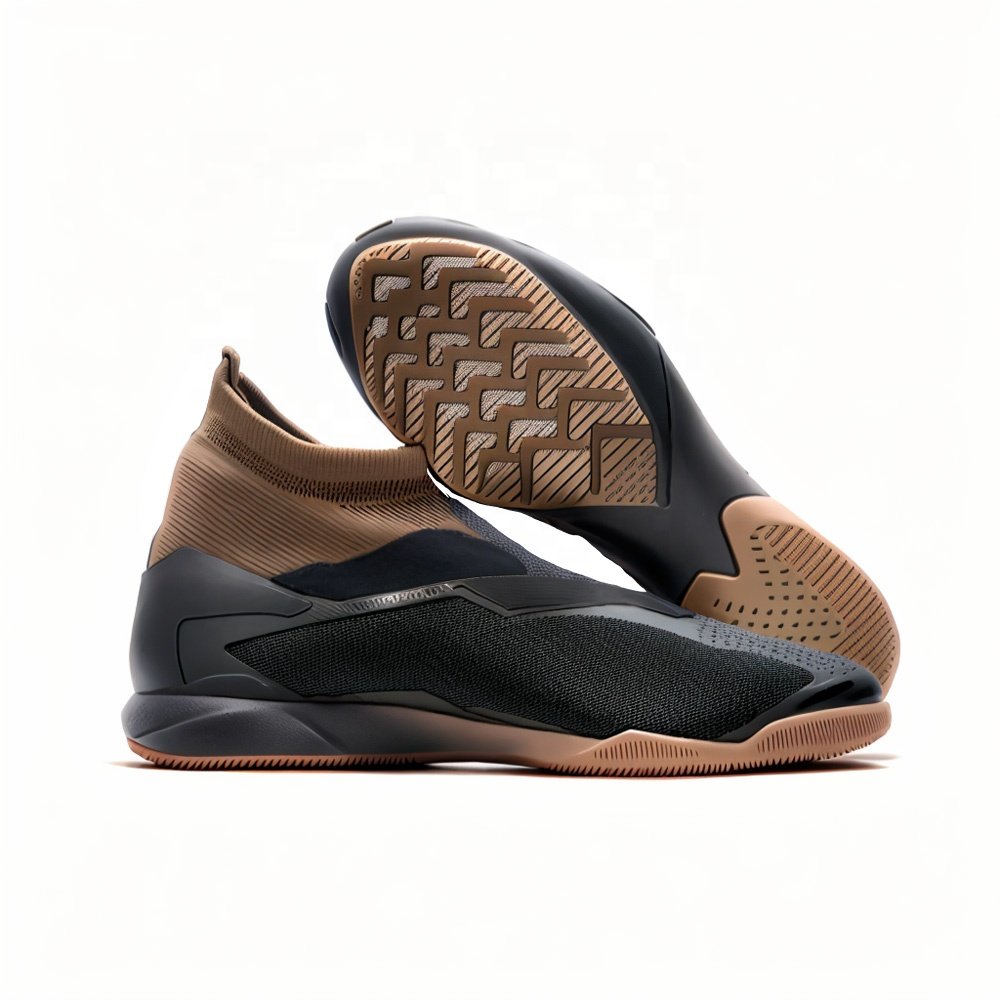 2024 New China Manufacturer's Phantom Soccer Boots Sport Style with PU Insole Famous Brands Designer Shoes at Best Price