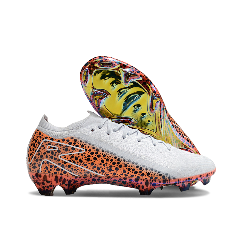 2024 Latest New Fashion Classic Fly Mesh High School Football Soccer Shoes Boots Cleats for Students Men Women Adults Kids