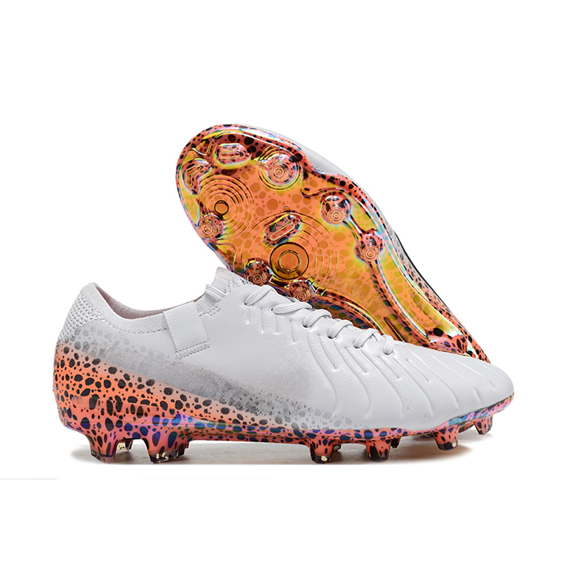 2024 Latest New Fashion Classic Fly Mesh High School Football Soccer Shoes Boots Cleats for Students Men Women Adults Kids