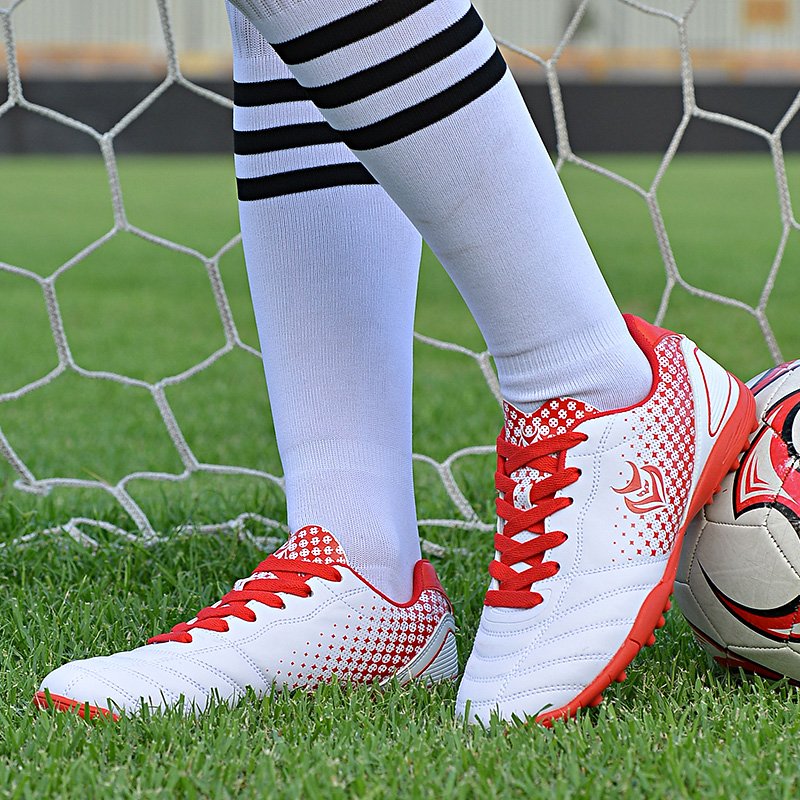 TF Nail Studs Trainers for Men Women Black Turf Sports Soccer Boots Trending Boys Soccer Shoes