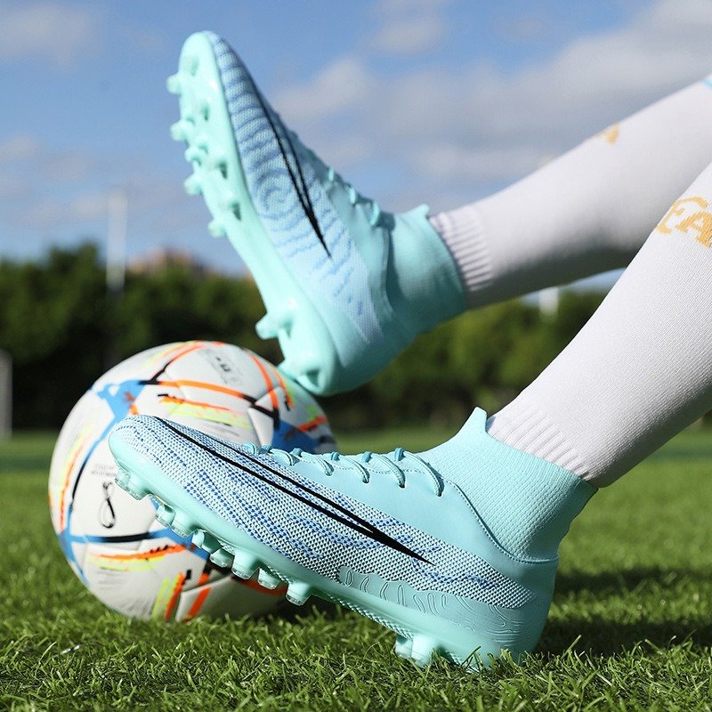 Design LOGO Shoes Outdoor Grass Soccer Boots Football Shoes Men's Casual Sneakers Custom Soccer Shoes Manufacture