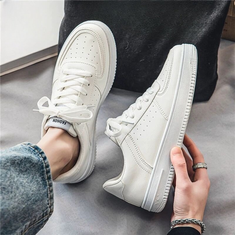 2024 autumn new men's fashion casual sports shoes soft sole flat wear-resistant casual skateboard shoes lace-up walking shoes