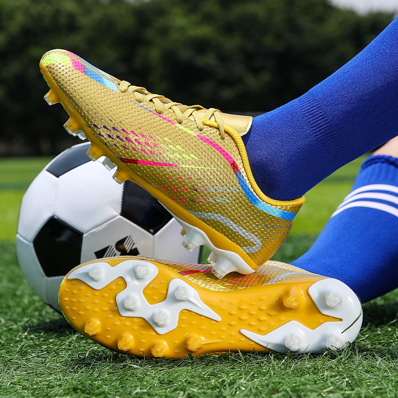 New Arrival Wholesale High Quality Famous Brand Kids Sport Shoes High Quality Football Futsal 33-45# Low Price Teenage Shoe