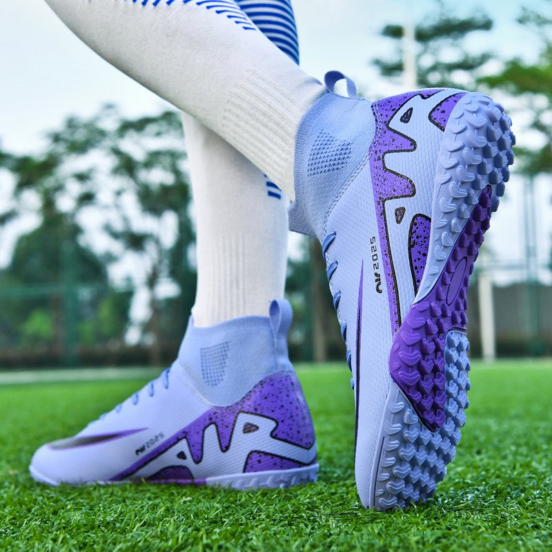 Costom Indoor Outdoor Professional Men Football Sneakers Boy Soccer boots High Ankle Men's Cleats Training Soccer shoes