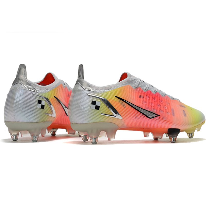 2021 NEW Brand football shoes SG Factory sales Logo customization OEM Original Soccer Shoes Spikes