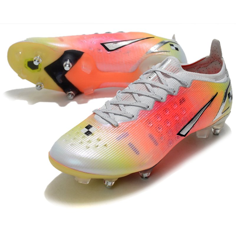 2021 NEW Brand football shoes SG Factory sales Logo customization OEM Original Soccer Shoes Spikes