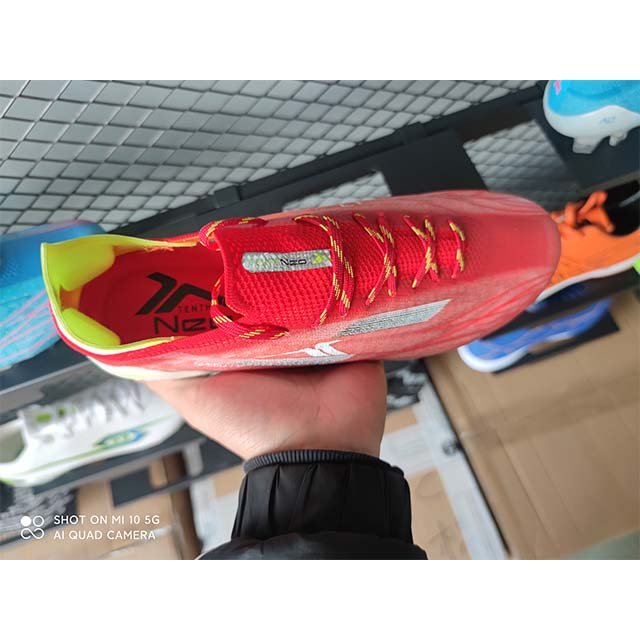 Outdoor Professional Men Football Sneakers Boy soccer cleats High Ankle Men's Cleats Training Sport Shoes football shoes
