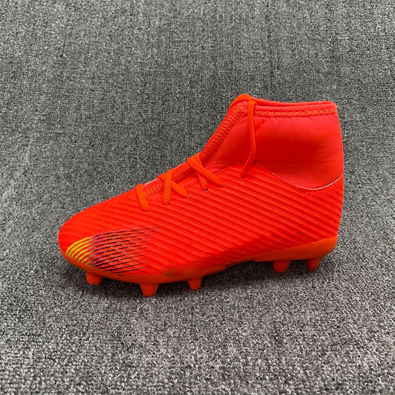 Custom Boy Outdoor Football Boots High Ankle Ag Soccer Shoes For Men Cleats Futsal For Artificial Turf Fg Unisex Football Shoes