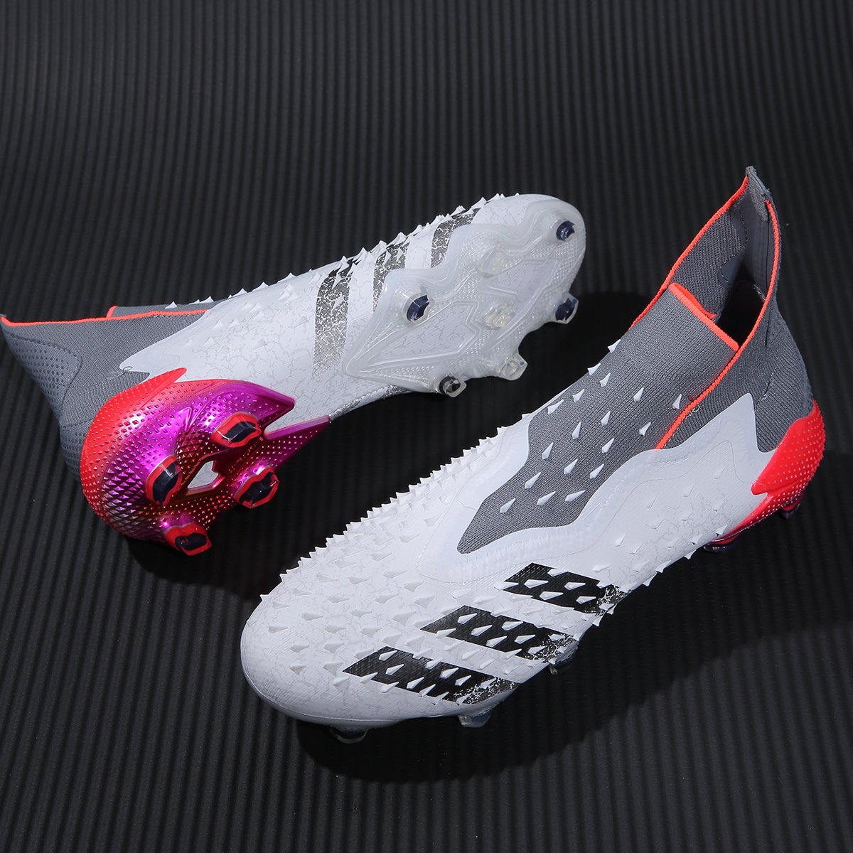 Professional High Top Soccer Boots FG Spikes for Men and Women Multi-Season Use-for Summer Winter Spring Autumn