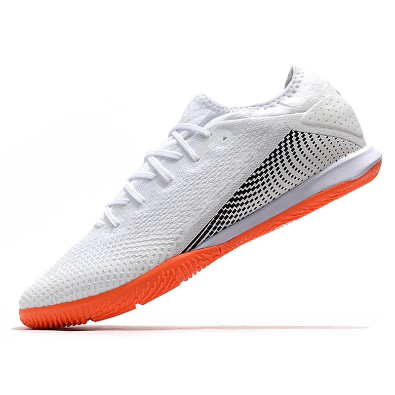 Factory Wholesale original IC soccer wear shoes low top mens boot professional football shoes OEM shoes