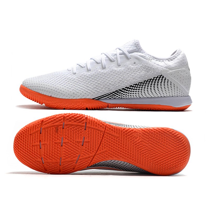 Factory Wholesale original IC soccer wear shoes low top mens boot professional football shoes OEM shoes