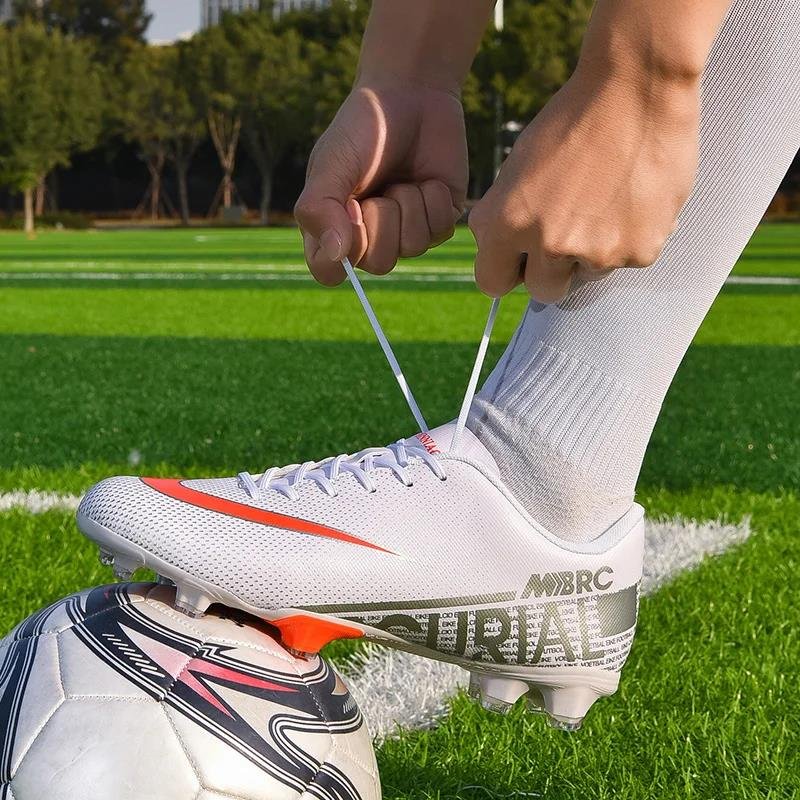 Men Soccer Shoes TF/FG LOW Ankle Football Boots Men's Sneaker Turf Soccer Cleats Outdoor Professional Futsal Footwear EUR35-45