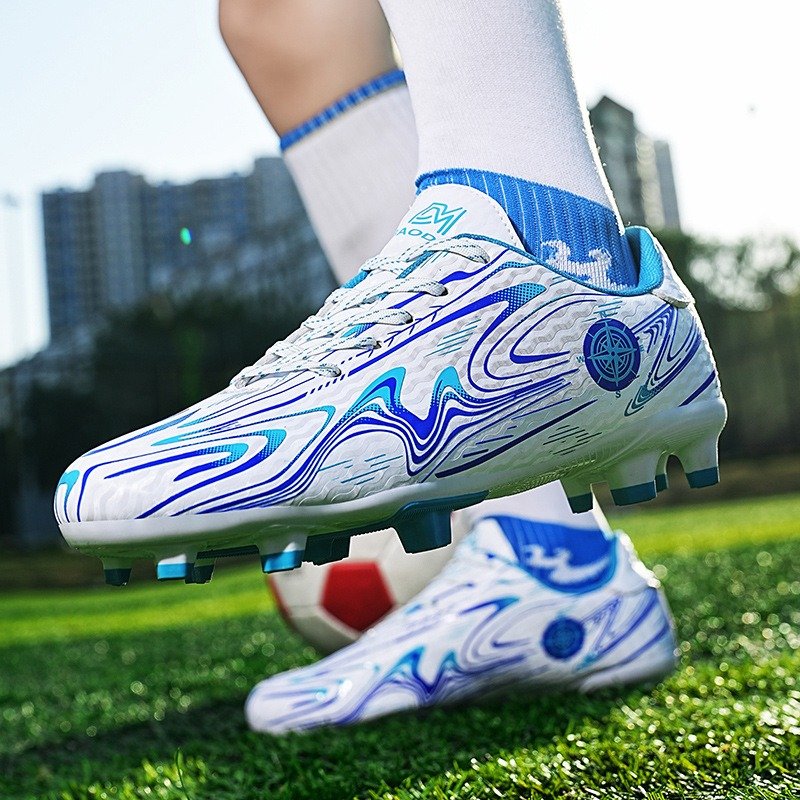 Customized Football Shoes Manufacture Ultimate Comfort Sneakers Boy Outdoor Grass Match Training Soccer Shoes For Man