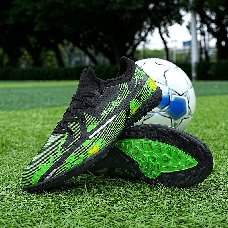 Upgrade Your Game Wardrobe Instantly with Our Exclusive, High-End Sneakers, Specifically Designed for Men's Professional Soccer