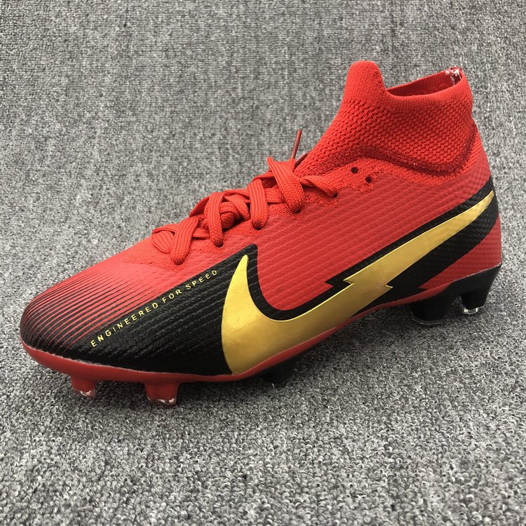 Soccer Shoes Men Football Cleats Soccer Boots Teenager Ankle High Tops Football Shoes Outdoor Soccer Training Sneaker