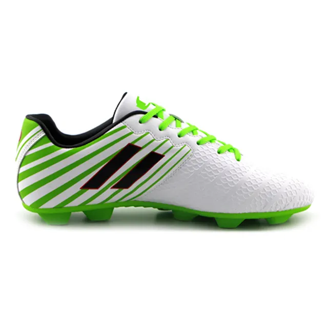 2020 cheap professional football shoes customized design indoor women soccer shoes
