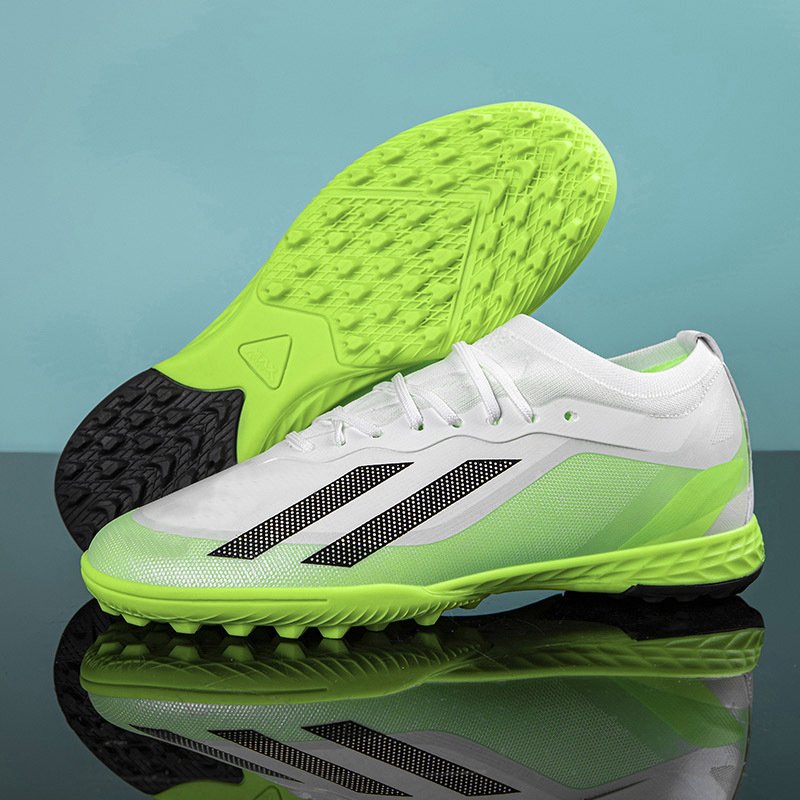 Custom Logo Assassin soccer shoes men's and women's adult children's long spikes AG broken spikes professional training shoes
