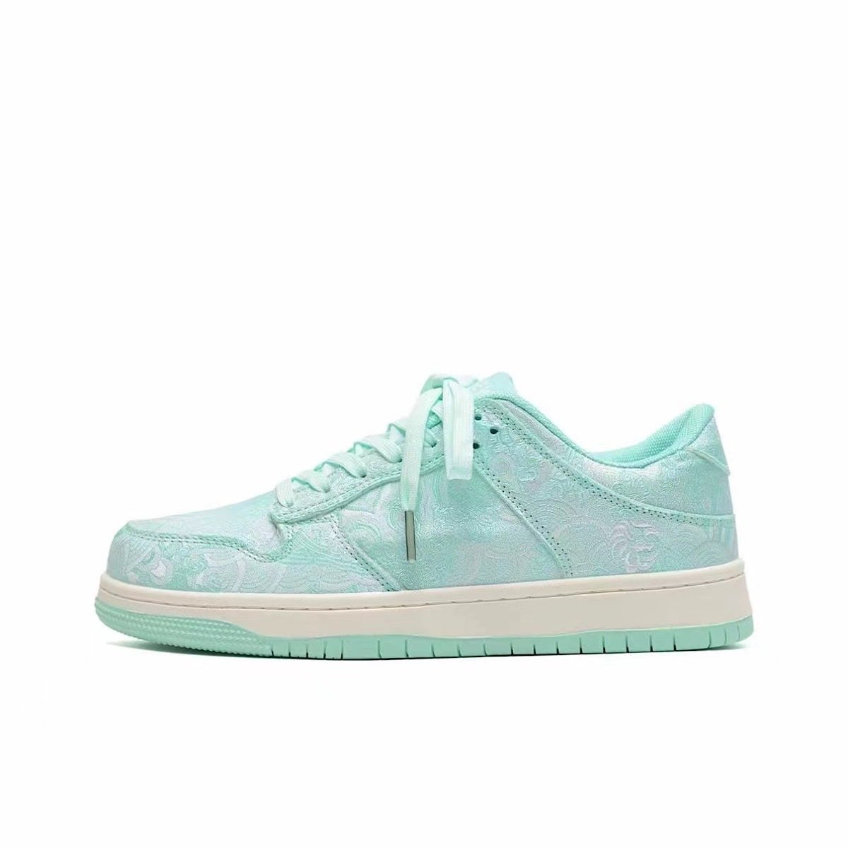 2024 fall new men and women can fashion casual sneakers lace-up walking shoes sports skateboard shoes