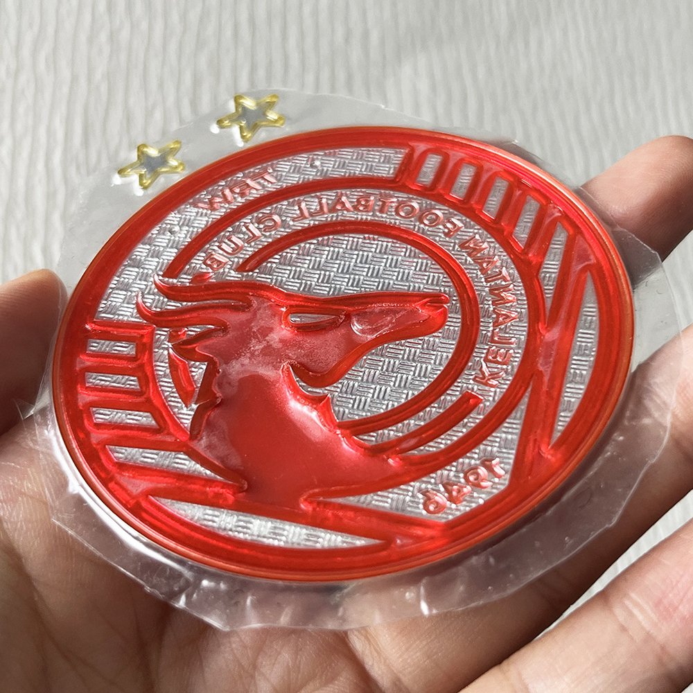 Custom Jersey TPU Badge 3D Flexstyle Soccer Patch Logo Metallic Embossed Flex Metflex Labels Silicone TPU Heat Transfer Patch