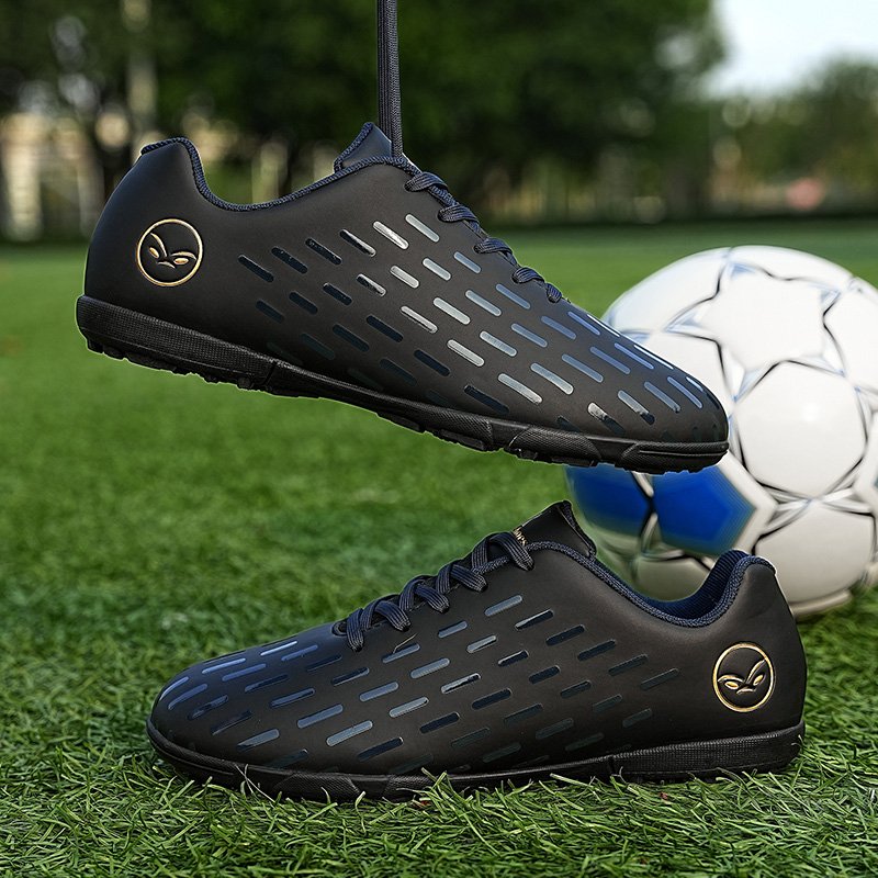 Best Selling Summer Football Boots Original Full Knitted Waterproof Studded Soccer Shoes Size Range 32-45
