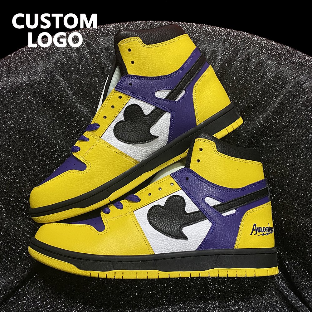 Wholesale Trendy High Quality Men Women Sneakers Black Toe Leather PU for Men Cotton Fabric OEM Running Shoes