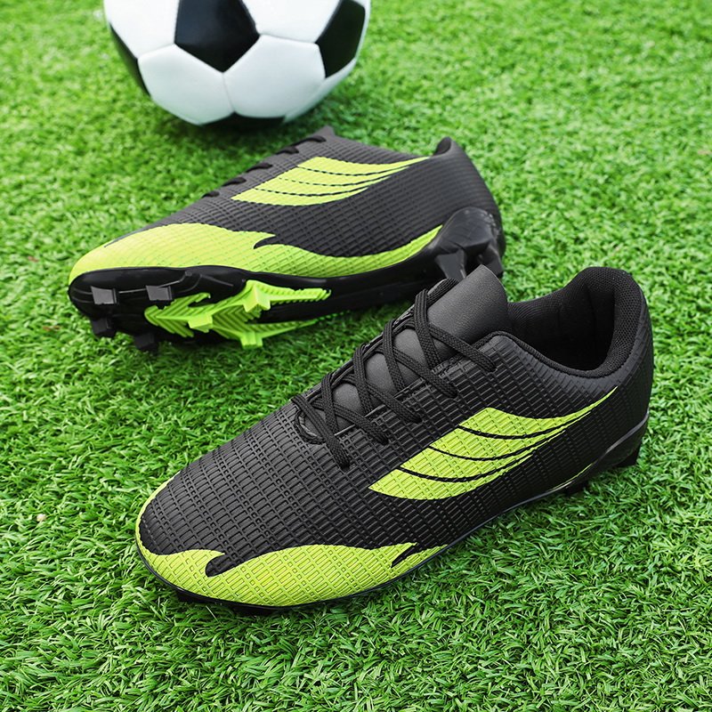 Hot-Selling Fashion Breathable Soccer Shoes Football Long Nail Second Hand Shoes