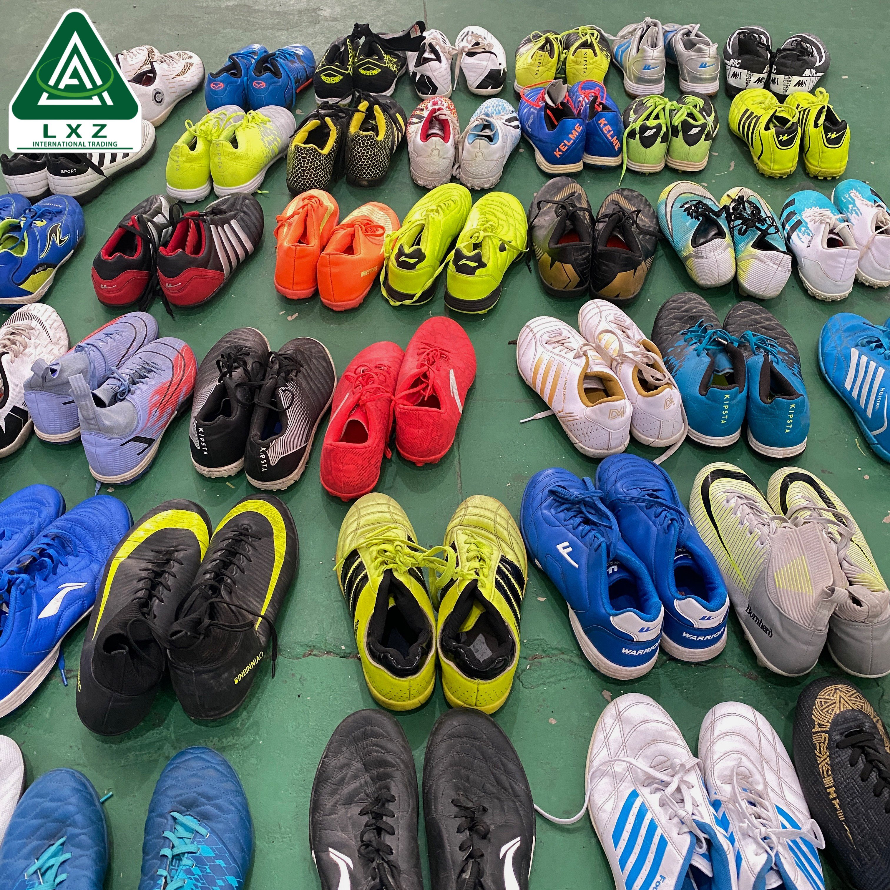 USED MEN SOCCER SHOES secondhand soccer ball shoes