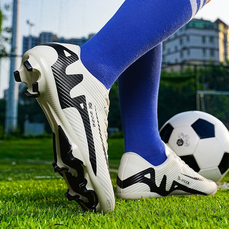 Greatshoes Original Soccer Boots White China Futsal Shoe,High Quality Football Shoes Boots Of Spikes
