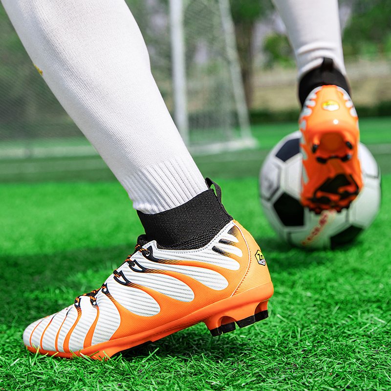 2024 New High quality Sports Fashion Sneakers Anti Slip Breathable Brand Men and Women Soccer Football Shoes