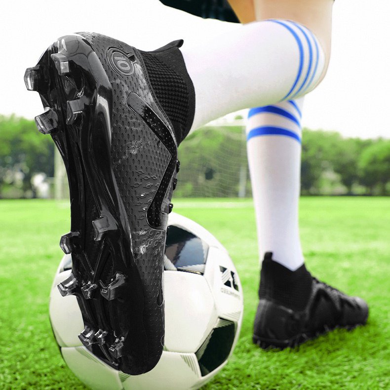 Outdoor Professional Men Football Sneakers High Ankle Men's Cleats Training Sport Shoes Soccer Boots
