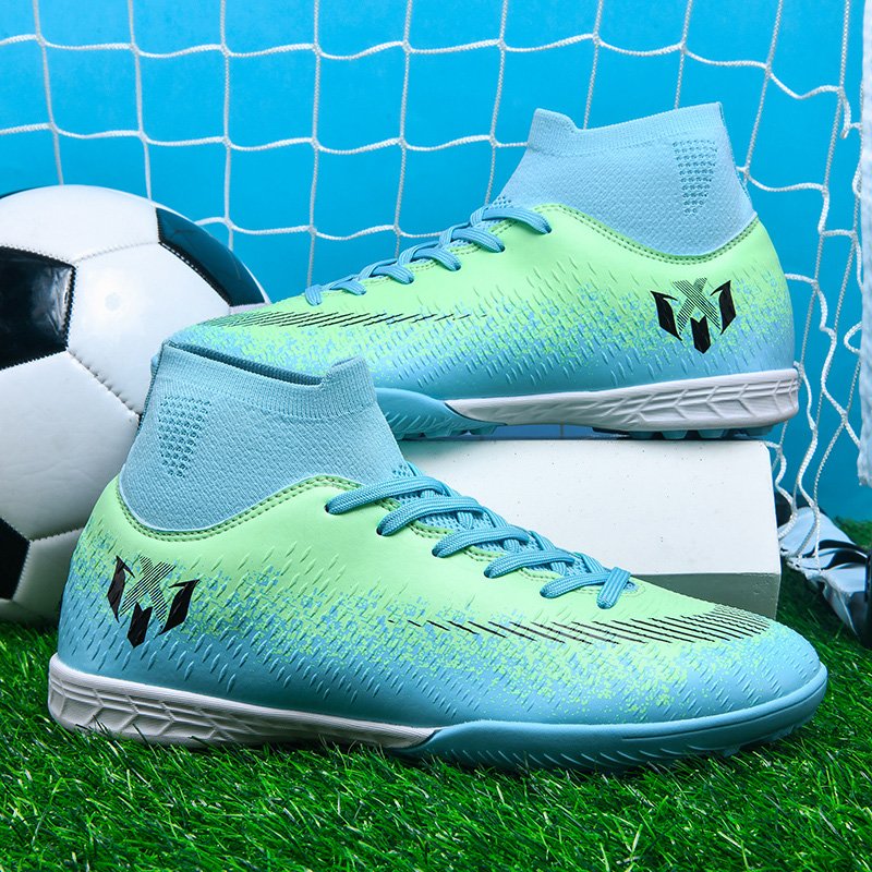 Studless Youth and Adult Outdoor Sports Soccer Shoes Breathable Sports Shoes for Youth on Artificial Turf All-Season Wearable