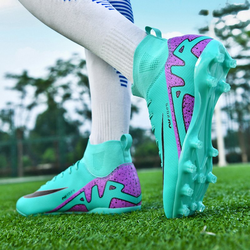 Wholesale Fashionable Style Soccer Shoes For Men/woman Football Shoe Soccer Boots Football Boots