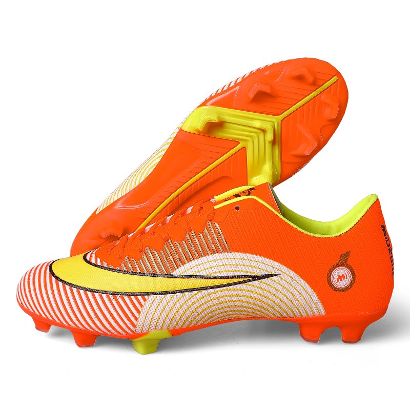 Hot Selling High Quality Men's Football Shoes Cheap Soccer Cleats with Box Autumn Turf Style Sport for Playing Football