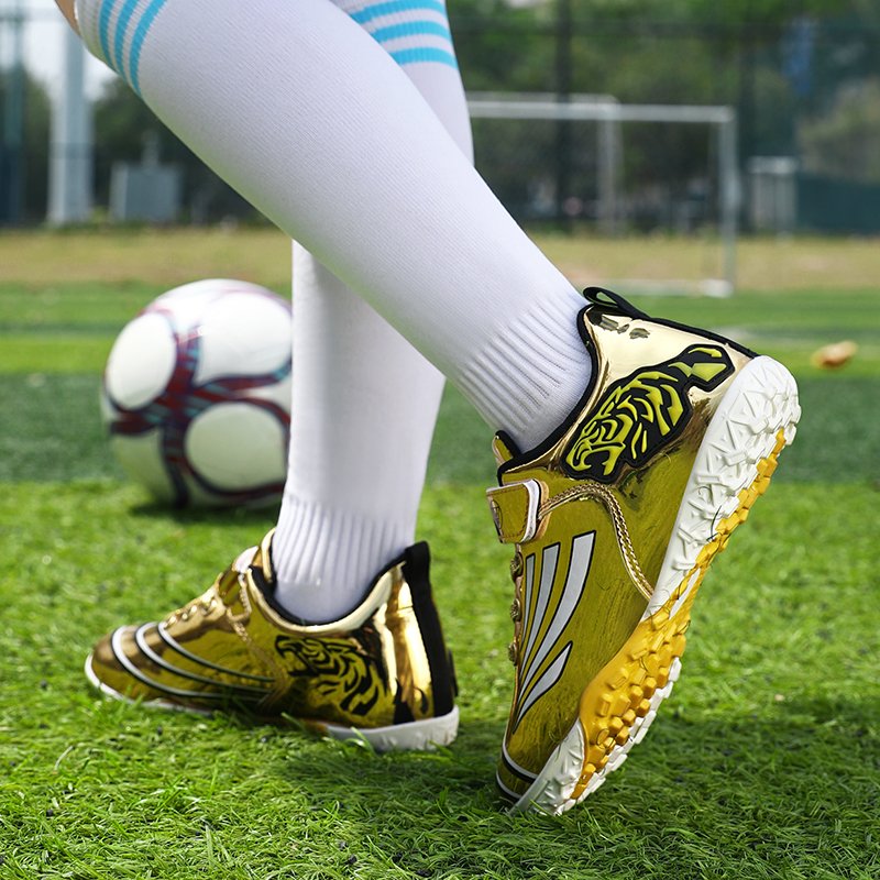 Unisex Anti-Slip Shock Absorption Soccer Football Cleats Ag Fg Enfant Calcio Classic Boots Men's Size 38 Big Kid Boots for Boys