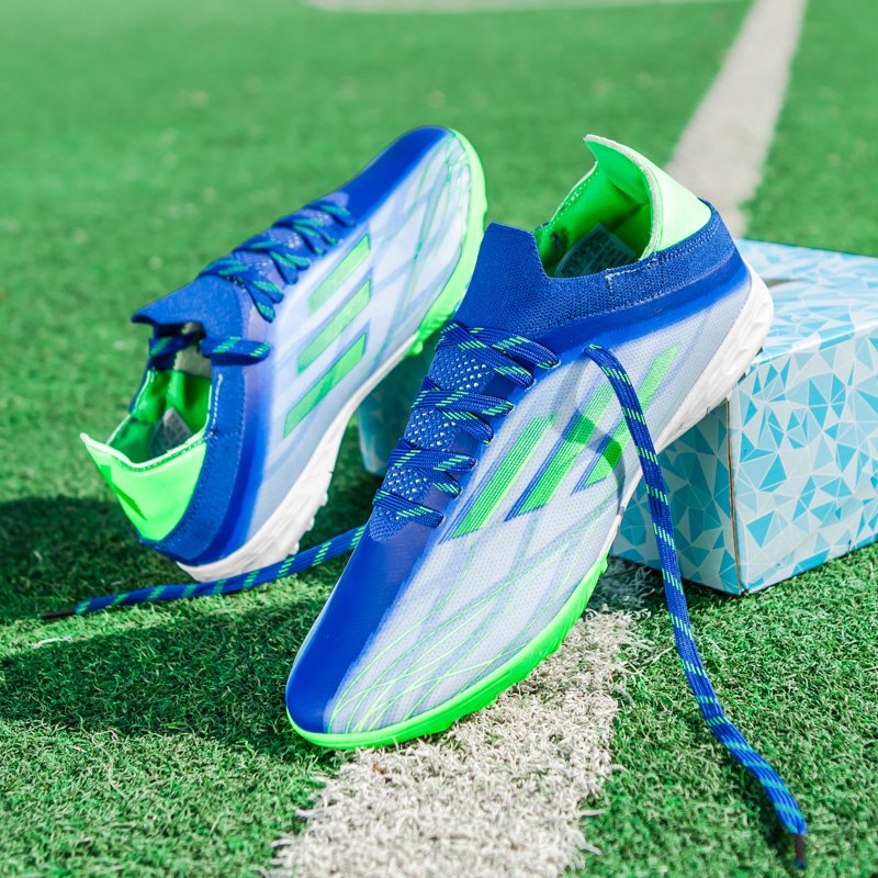 Comfortable Breathable Soccer & Football Shoes for Indoor Season Drop Shipping with for Summer & Winter Artificial Turf Grass