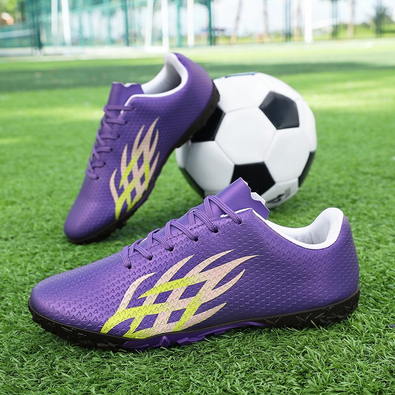New Arrivals Fashion Soccer Boots 31-45 Low Top Outdoor Competition Wear-Resistant Football Sneakers