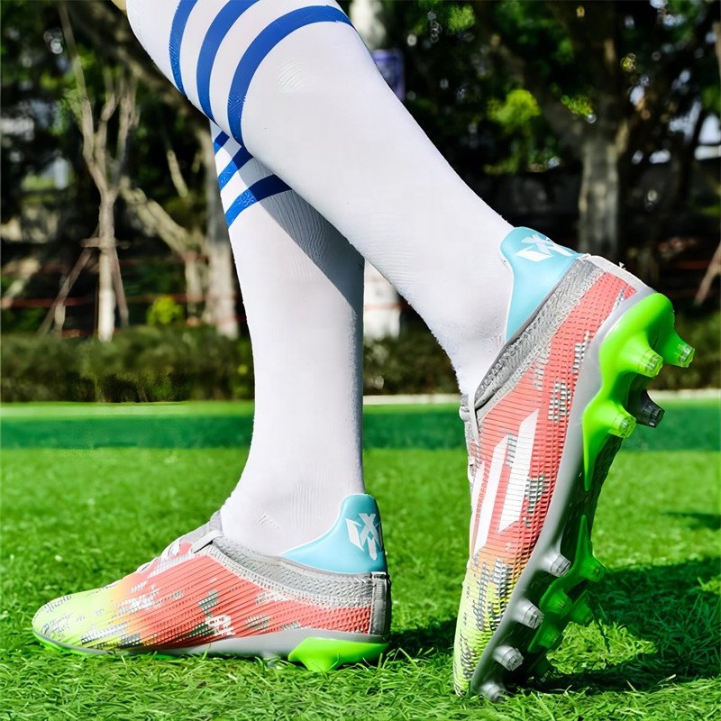 2022 New Fashion Primeknit Knitted Breathable Upper Original AG TF Men Outdoor Grassland Professional Soccer Football Shoes